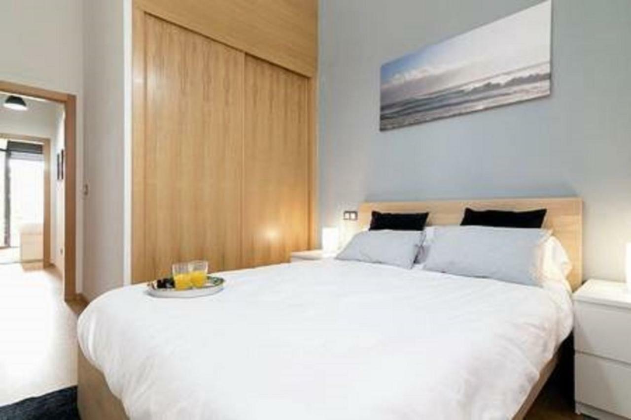 Family Apartment Patio&Swimming Pool In Center Malaga Ngoại thất bức ảnh